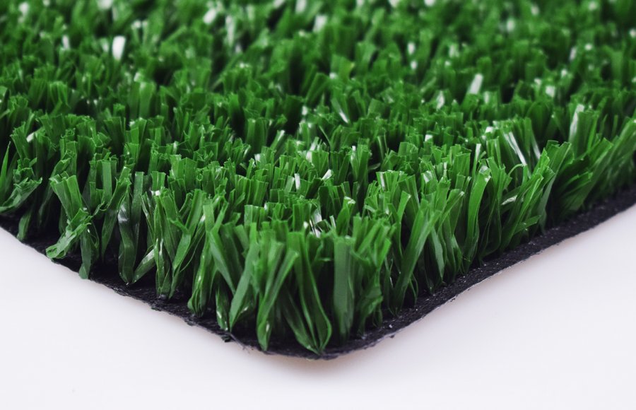 HIERBA ARTIFICIAL FIBRILADA VERDE 10MM PARA TENIS, BALONCESTO Y PISTA DE CORRER